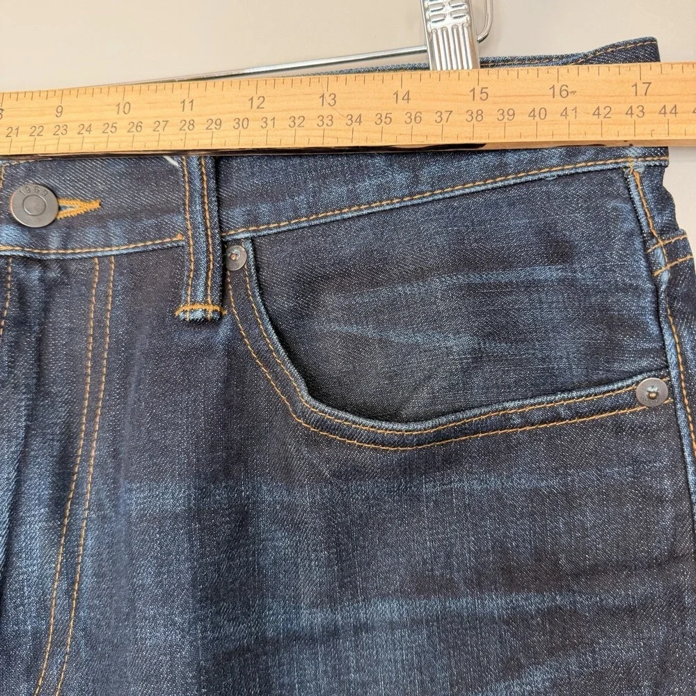 Gap 1969 men's Denim relaxed fit dark blue Wash SZ-33X32 fits 34X31‎ 100% Cotton